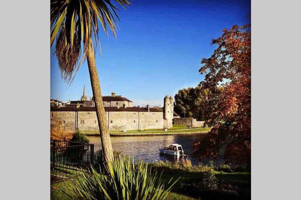 Swallow Lane, Enniskillen, Co Fermanagh, 5* Chicヴィラ エクステリア 写真