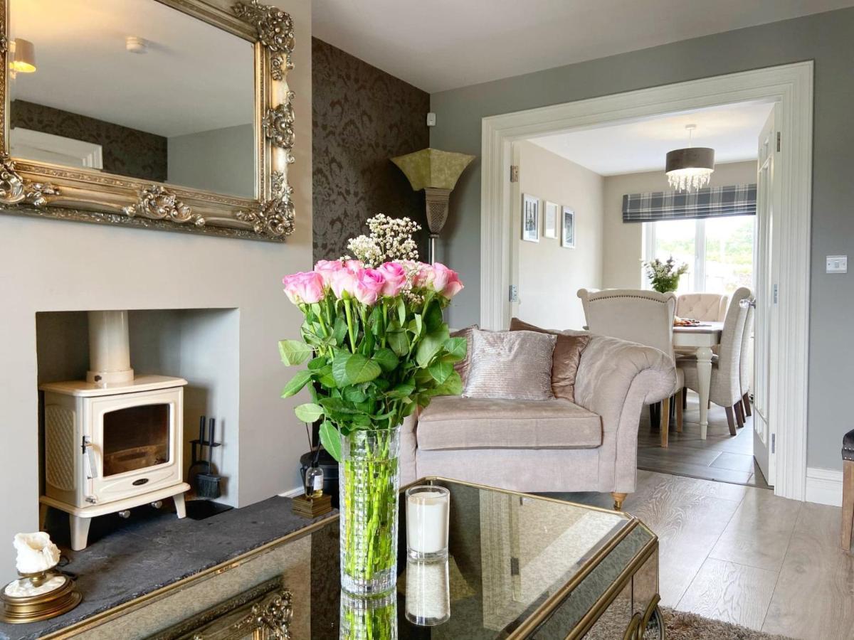 Swallow Lane, Enniskillen, Co Fermanagh, 5* Chicヴィラ エクステリア 写真