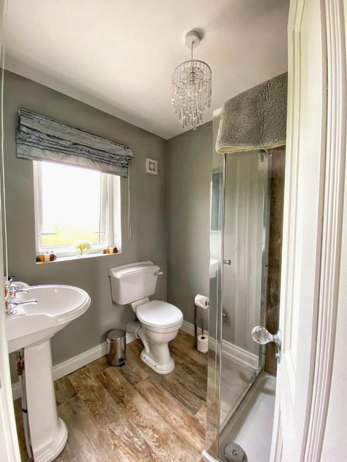 Swallow Lane, Enniskillen, Co Fermanagh, 5* Chicヴィラ エクステリア 写真