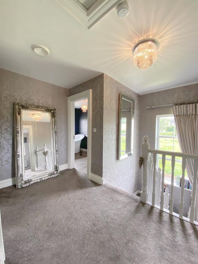 Swallow Lane, Enniskillen, Co Fermanagh, 5* Chicヴィラ エクステリア 写真